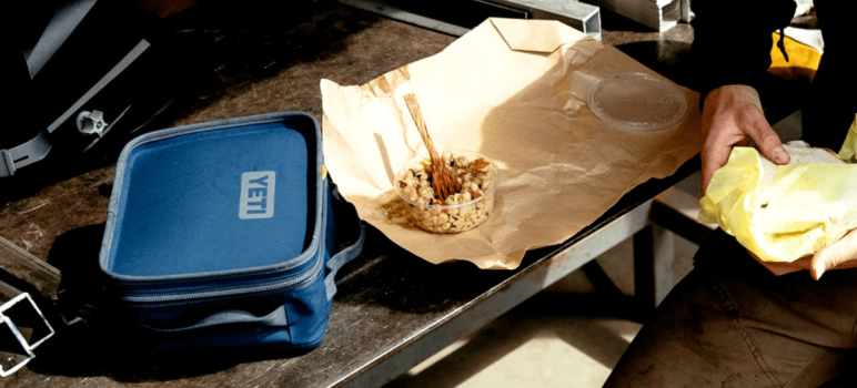 The Best Lunch Bags for Men in 2023